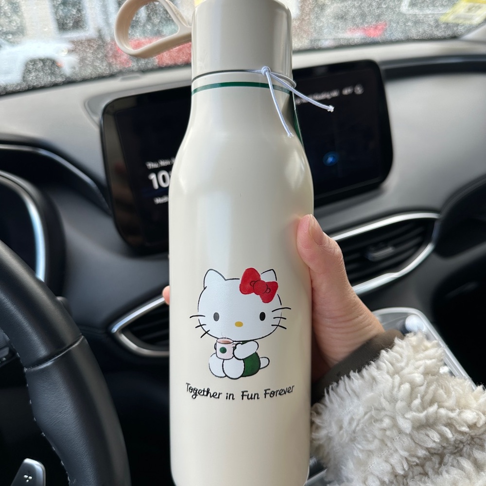 Starbucks x Hello Kitty Water Bottle